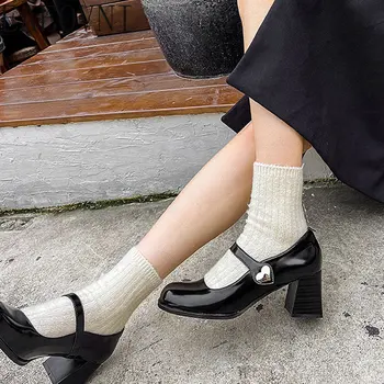 2023 nauji moteriški bateliai, storas kulnas buckle batai moteriški odiniai bateliai aukštas aukštakulniai batai