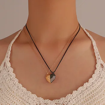 Magnetinio Širdies Pakabukas Karoliai, Moterų, Prabangos Geometrinis Porų Širdies Formos Siūlėmis Pakabukas odos Choker Fine Jewelry